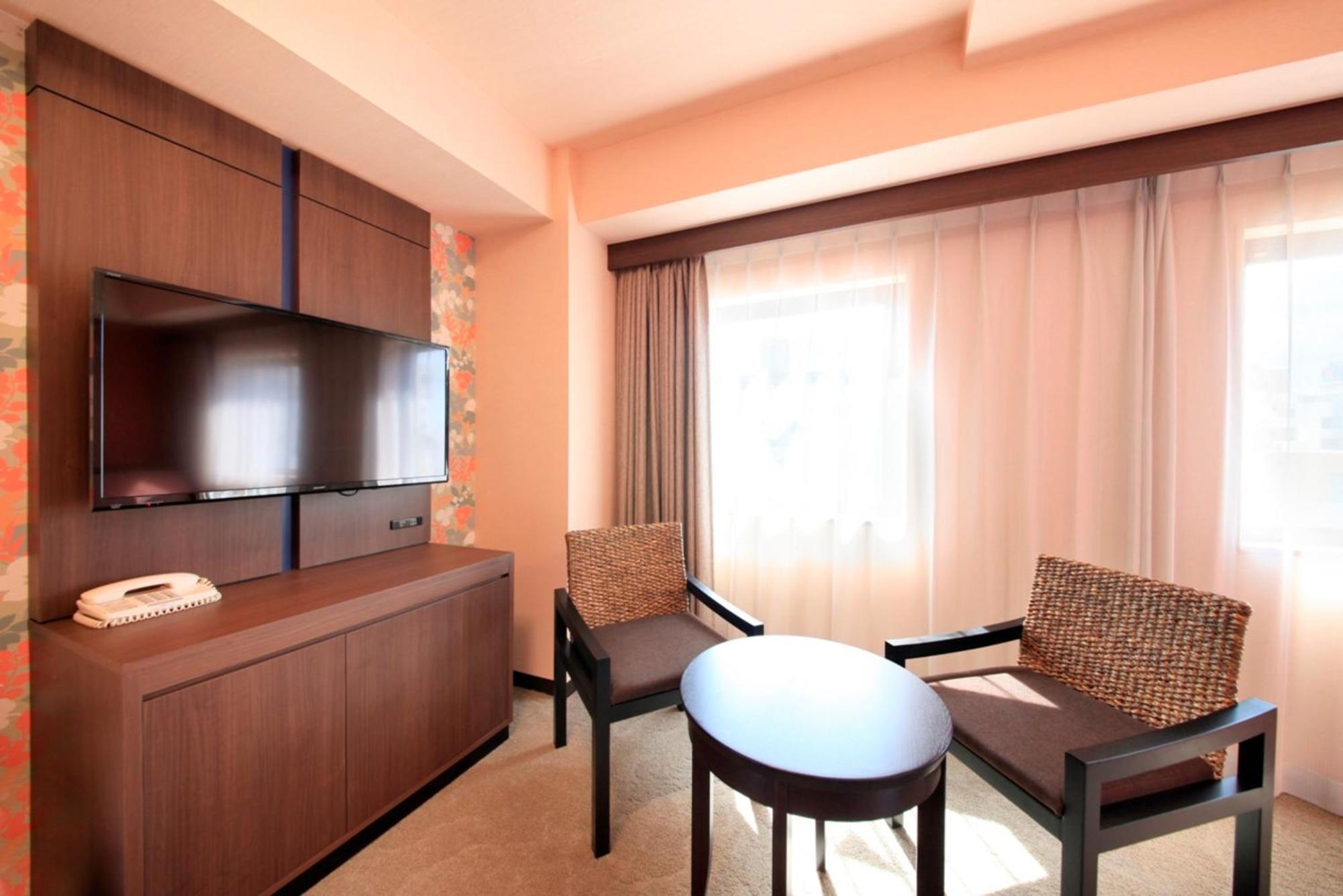 Richmond Hotel Naha Kumoji Ngoại thất bức ảnh